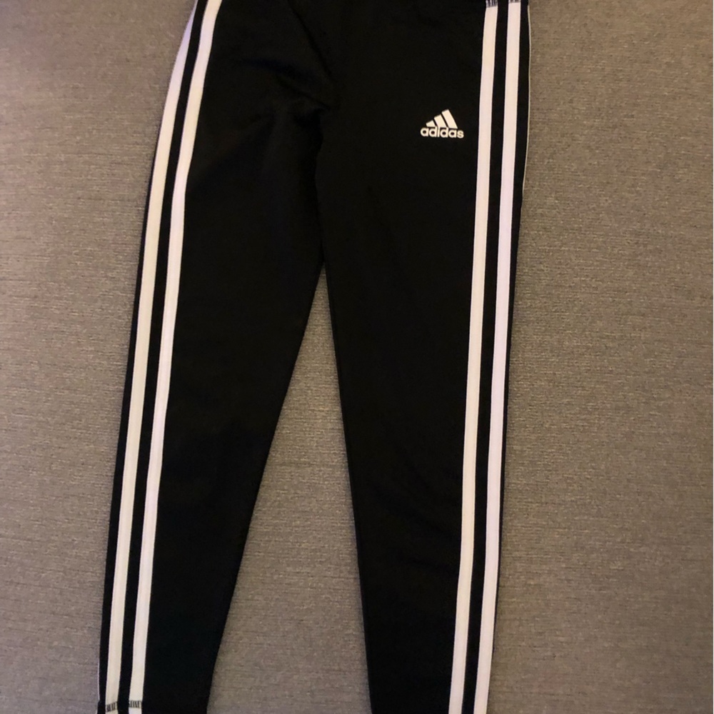Girl’s Adidas Size 6X leggings